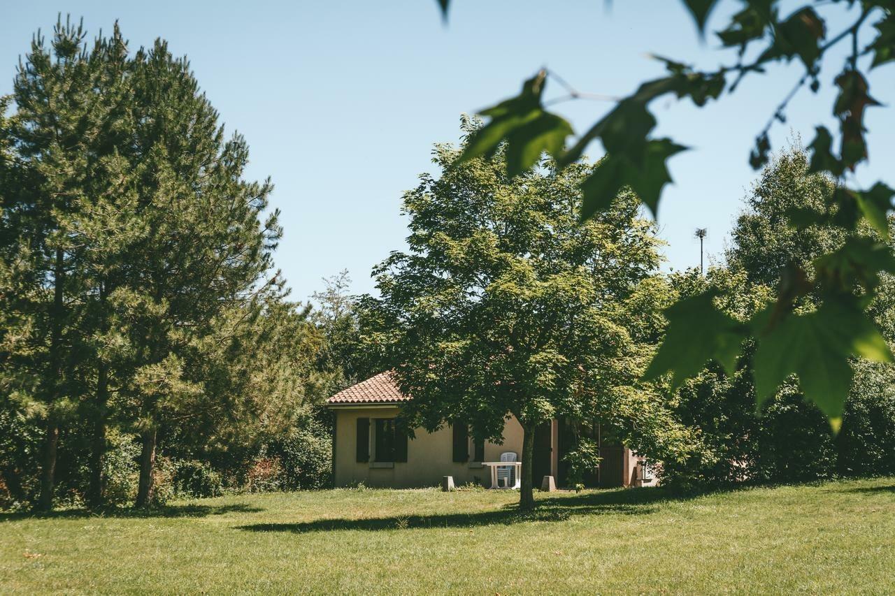 Terres De France - Moncontour Active Park Hotel Kültér fotó