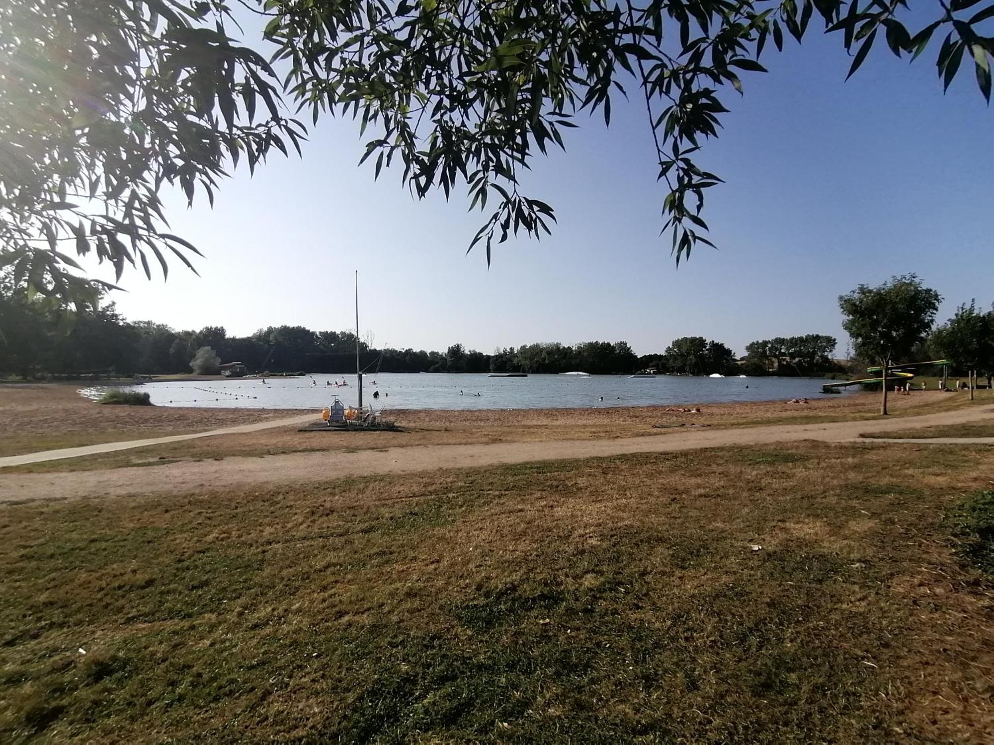 Terres De France - Moncontour Active Park Hotel Kültér fotó